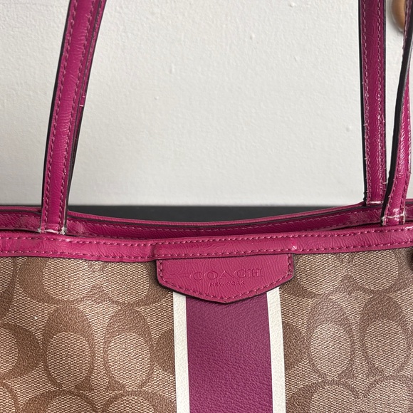 Coach leather bag. - Picture 5 of 13